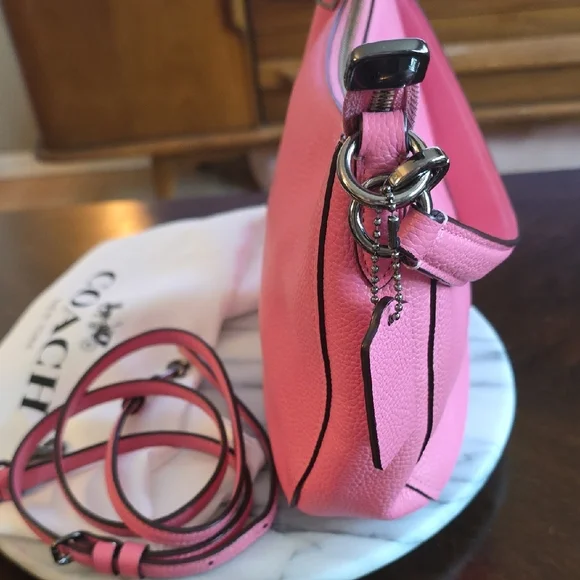 Coach Chelsea Pink Leather Shoulder Bag, 2017 Includes Dust Bag! 💖 - Picture 10 of 17